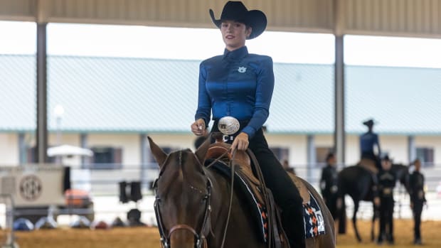 orange-and-blue-equestrian-2022_9-30-2022_9806